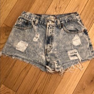Levi’s Acid Wash Blue Denim shorts
